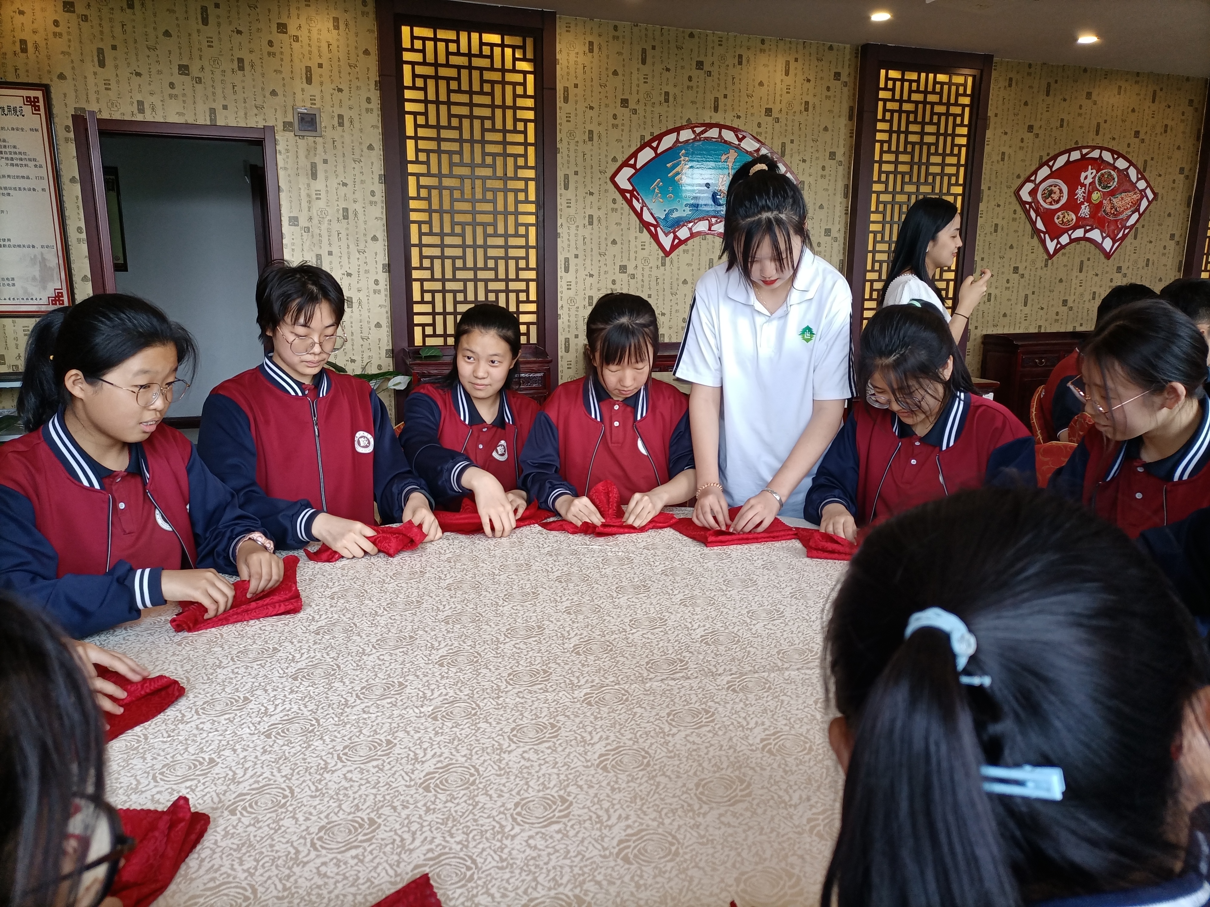 旅游教研室技能賽20220527193749.jpg 旅游教研室技能賽20220527193749.jpg