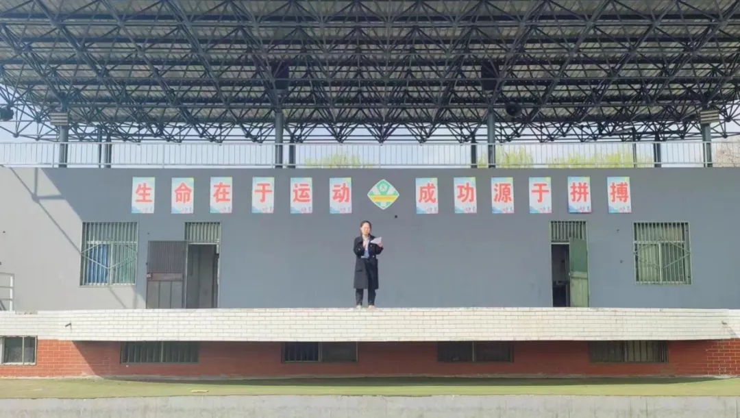 1.webp.jpg 1.webp.jpg