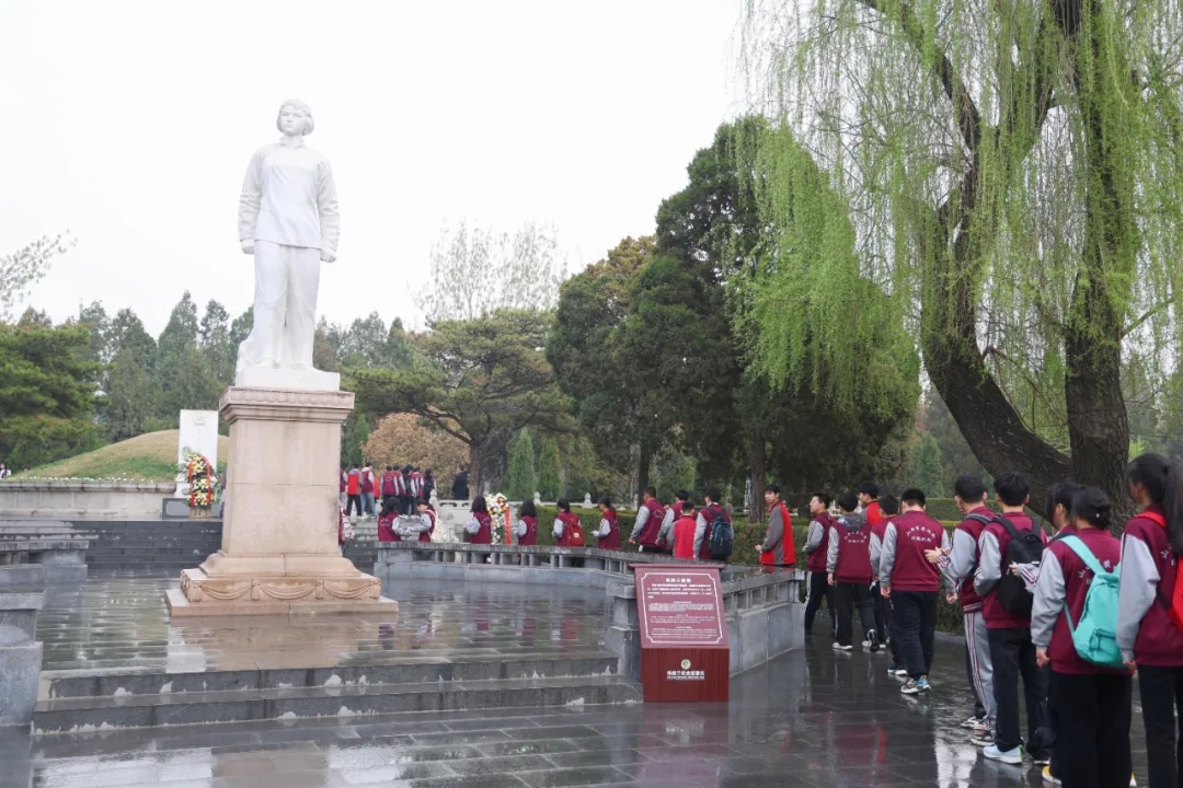 4.webp.jpg 4.webp.jpg