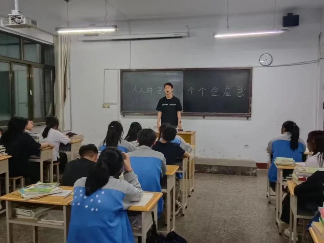 1.webp.jpg 1.webp.jpg