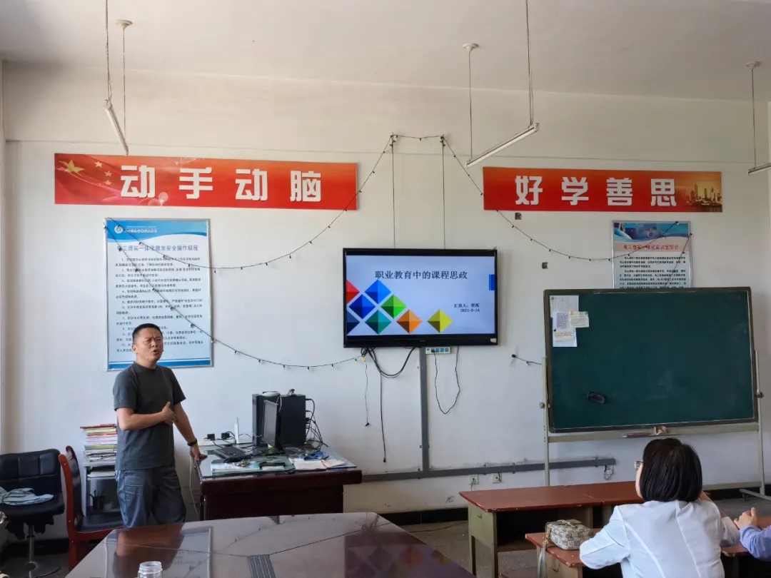 2.webp.jpg 2.webp.jpg