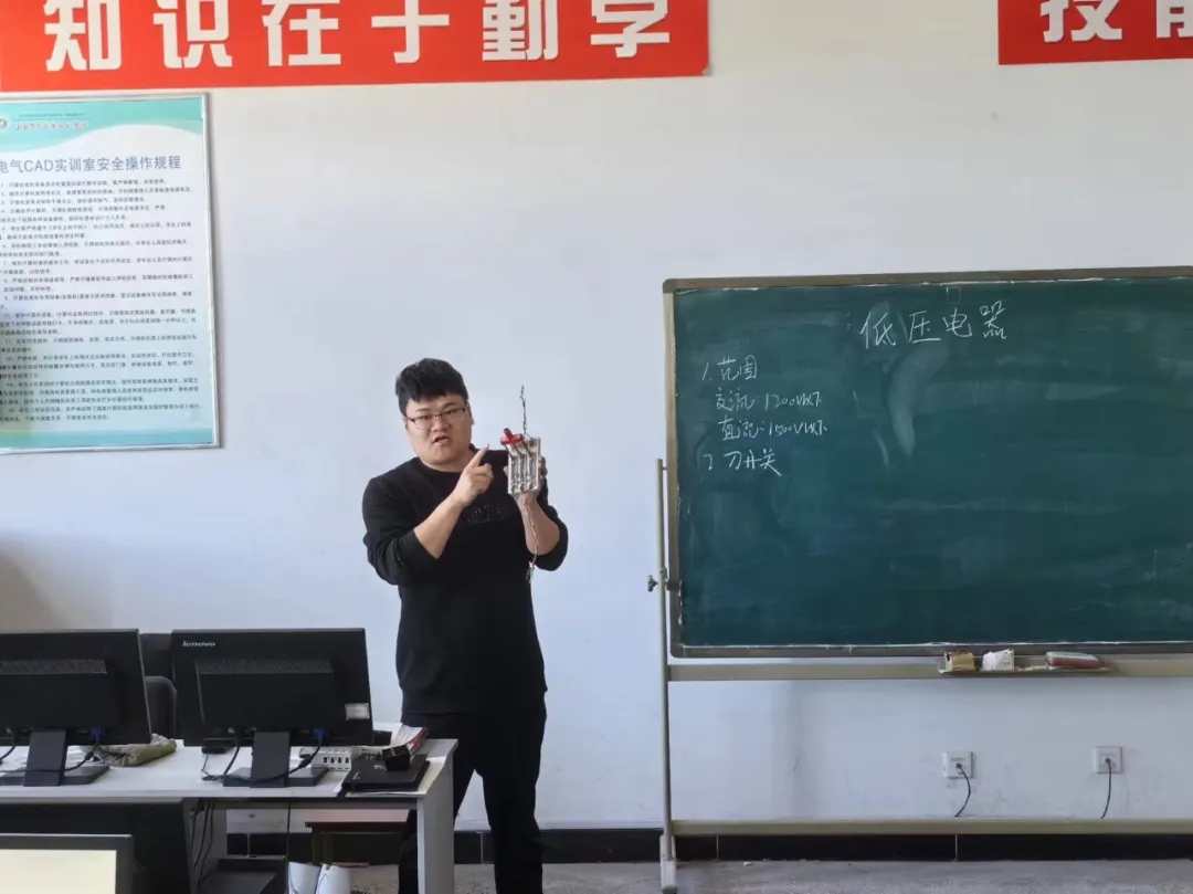 1.webp.jpg 1.webp.jpg