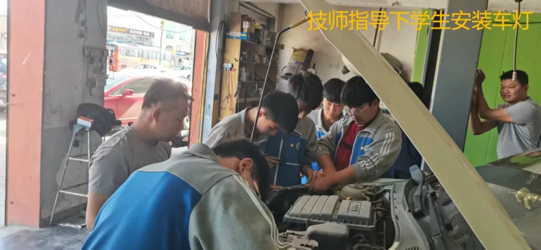 2.webp.jpg 2.webp.jpg