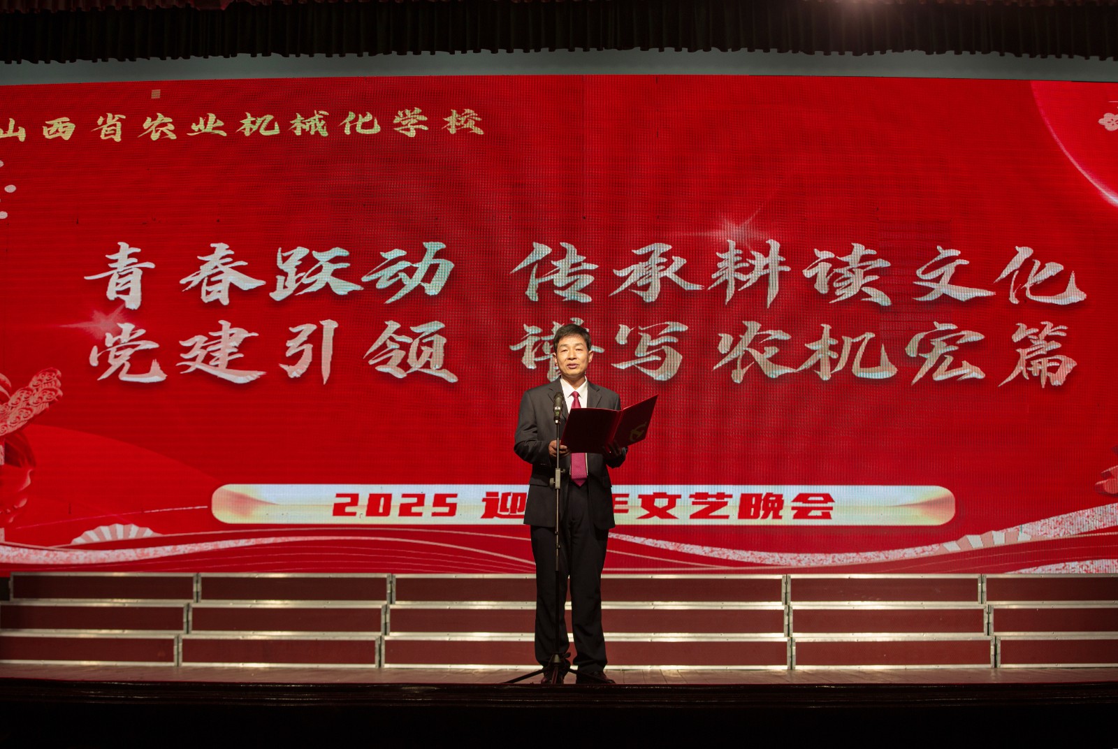 AH0A8360_副本.jpg AH0A8360_副本.jpg