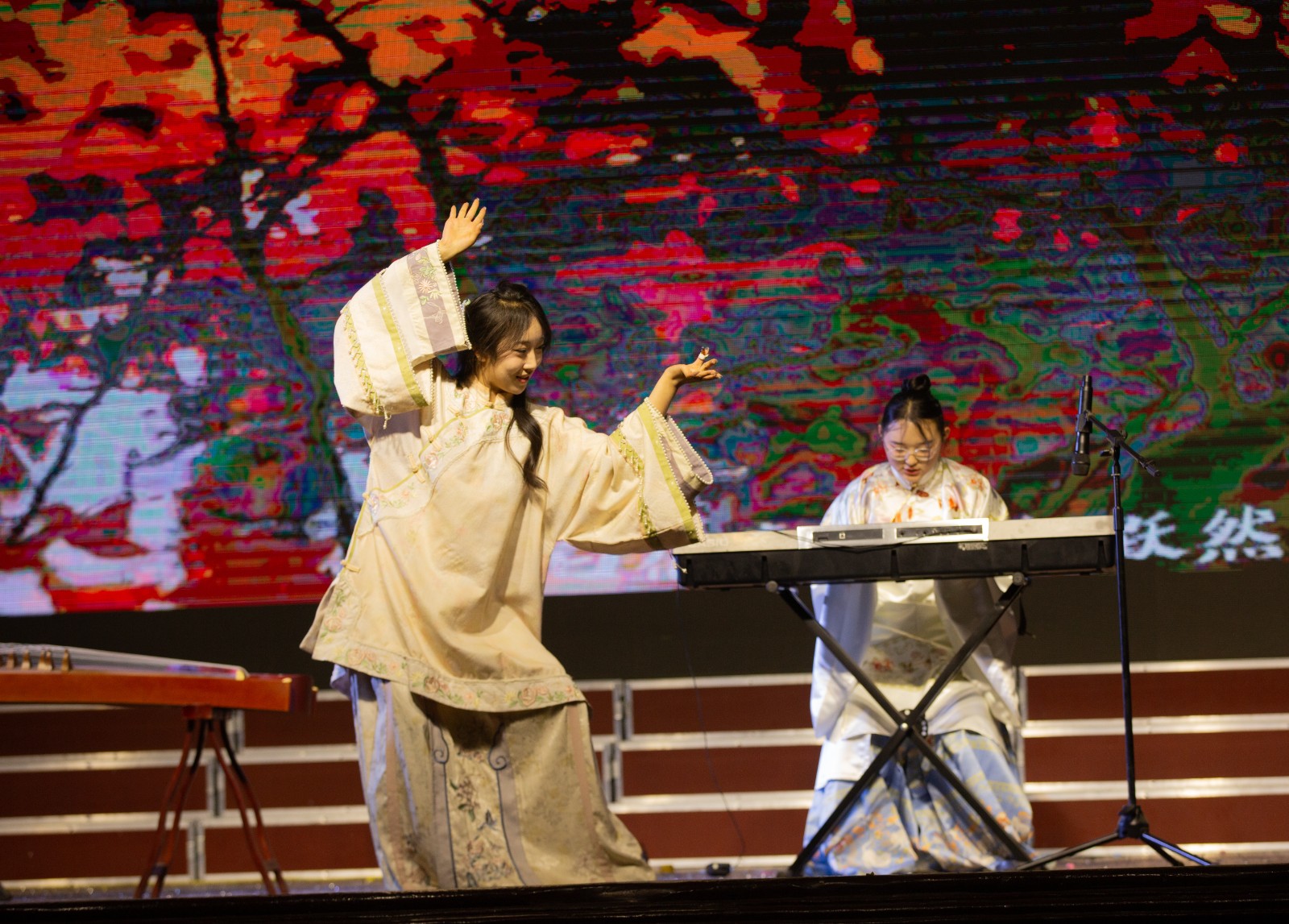 AH0A8736_副本.jpg AH0A8736_副本.jpg