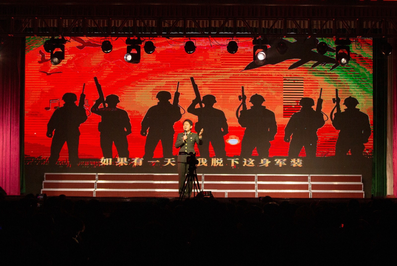 AH0A8813_副本.jpg AH0A8813_副本.jpg