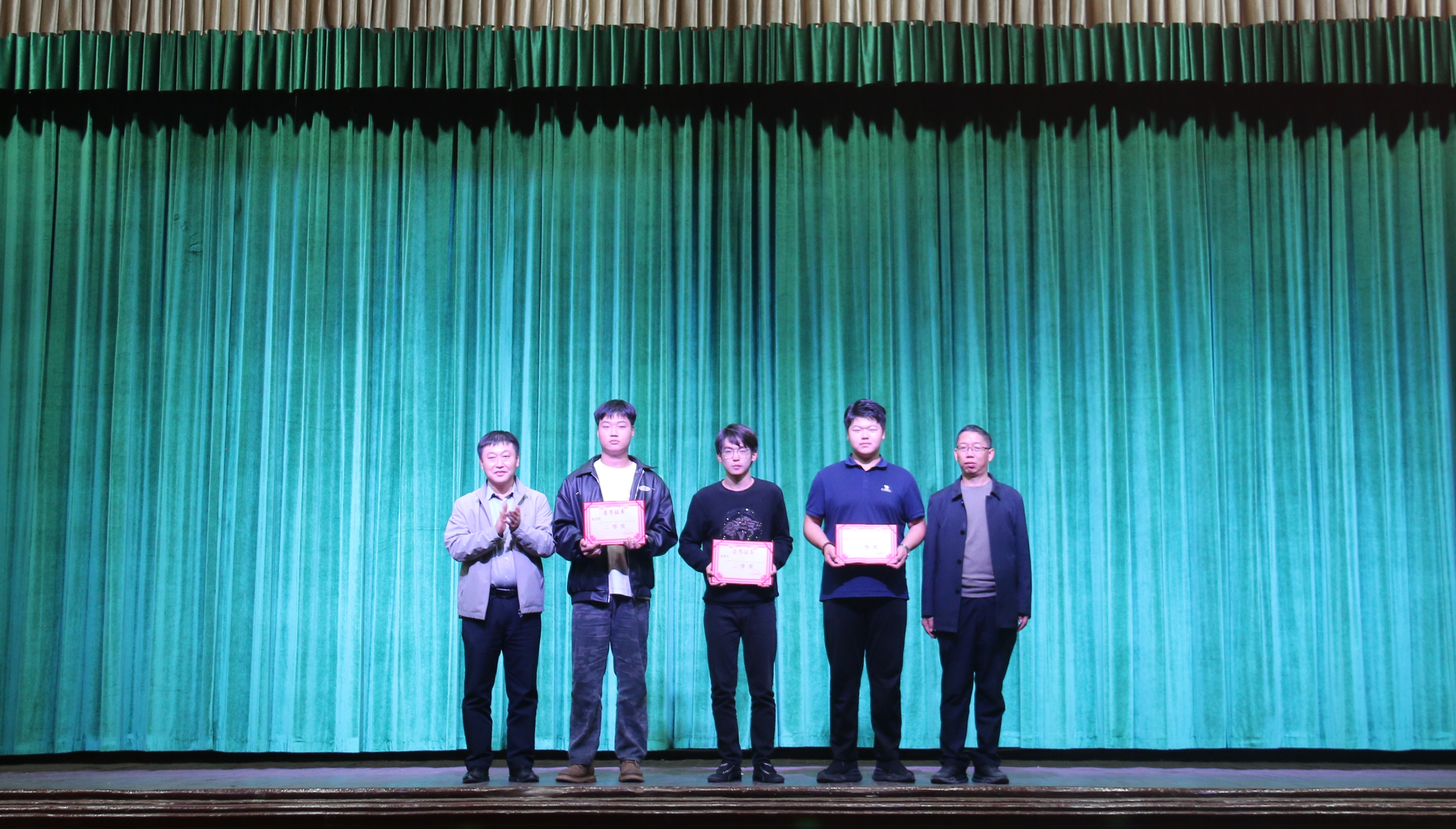 歌唱5.jpg 歌唱5.jpg